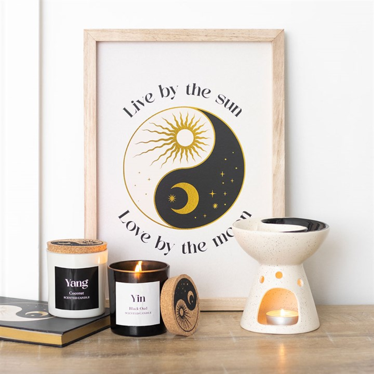 Set of 2 Yin Yang Black Oud and Coconut Candles - Image 6